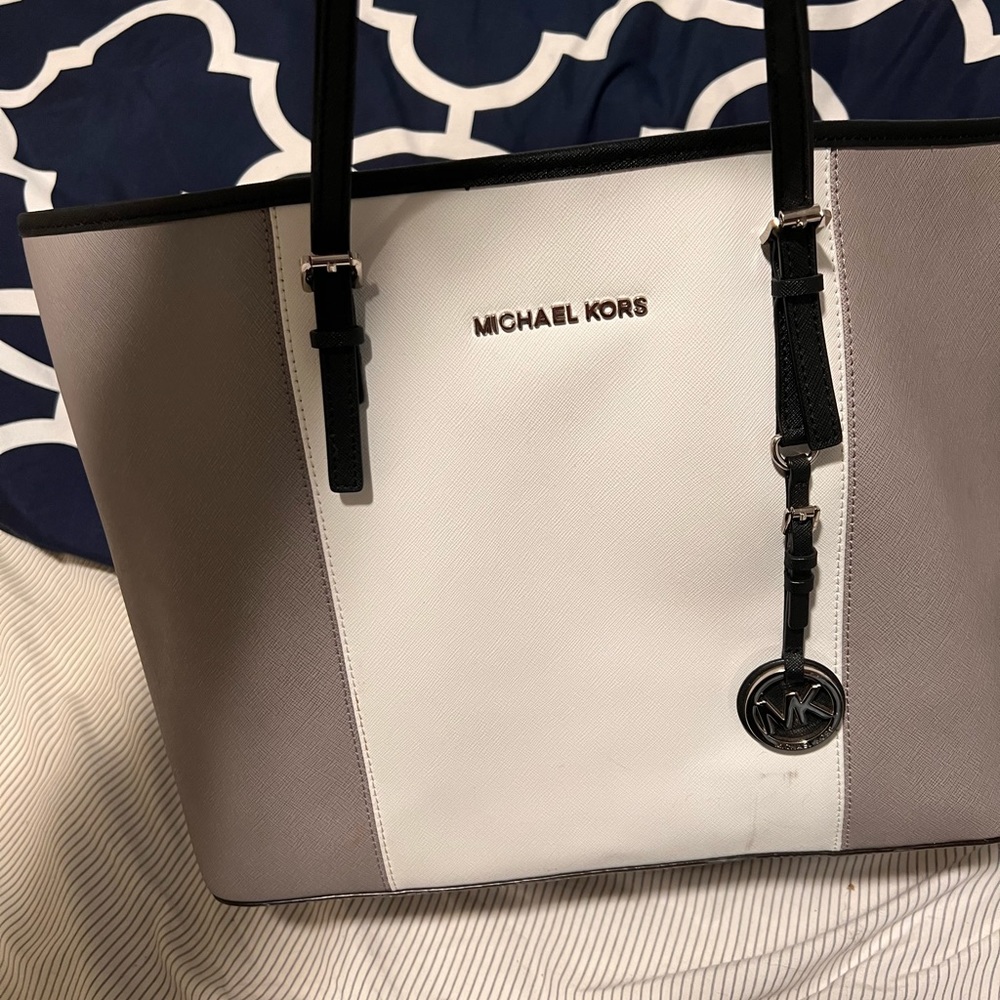MK purse